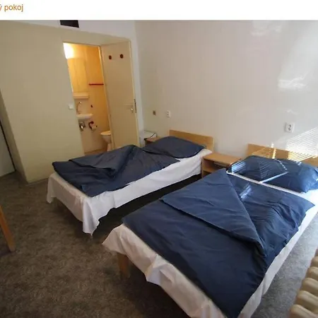 호스텔 Ubytovani Home,a.s. *