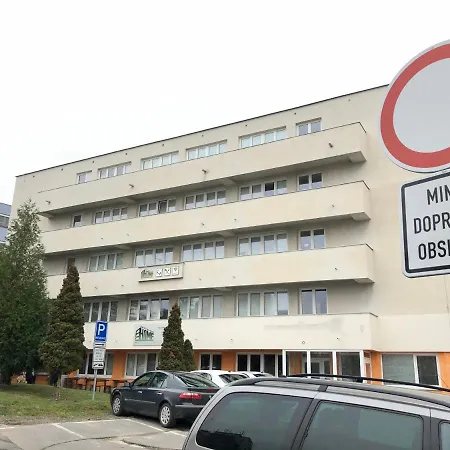 Ubytovani Home,a.s. Хостел Прага